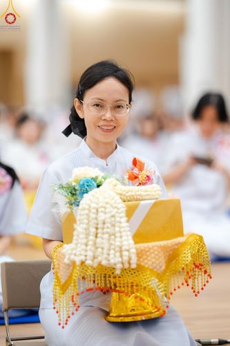 ภาพ No.153310:พิธีมุทิตาสักการะ พระภิกษุ-สามเณร ผู้สอบไล่ได้เปรียญธรรม ประโยค 1-2 ถึงประโยค ป.ธ.9 และบาลีศึกษา ประโยค1-2 ถึง บ.ศ.9 , พิธีมอบดวงแก้วสามเณรผู้ทรงบาลีไวยากรณ์ วัดพระธรรมกาย และ ศูนย์ส่งเสริมศีลธรรมในประเทศและต่างประเทศ วันอาทิตย์ที่ 8 กันยายน พ.ศ.2567