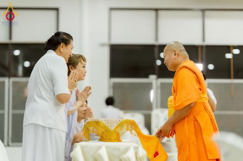 ภาพ No.221489:วันอาทิตย์ที่ 27 เมษายน พ.ศ. 2568 พิธีเจริญพระพุทธมนต์สมโภชดวงแก้วธรรมชัย เนื่องในโอกาสบูชาธรรม 81 ปีหลวงพ่อธัมมชโย อัญเชิญประดิษฐานเนื่องในโอกาสสถาปนาวัดพระธรรมกายไอซ์แลนด์ ณ อาคารปลูกศรัทธา 1 วัดพระธรรมกาย อำเภอคลองหลวง จังหวัดปทุมธานี