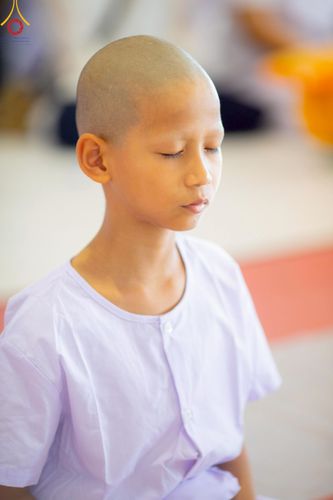 ภาพ No.215065:วันเสาร์ที่ 5 เมษายน พ.ศ. 2568 พิธีเวียนประทักษิณรอบพระมหาธรรมกายเจดีย์  พิธีวันทาเจดีย์ พิธีขอขมาและมอบผ้าไตร ในโครงการบรรพชาสามเณรฟื้นฟูพระพุทธศาสนาทั่วไทย , โครงการหน่อแก้วเปรียญธรรม รุ่นที่ 13 ,  โครงการสามเณรยุวธรรมทายาท รุ่นที่ 33 , โครงการสามเณรมั