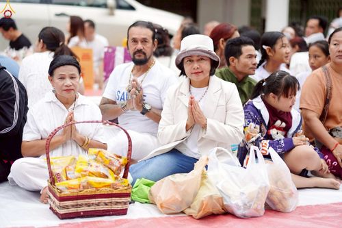 ภาพ No.245363:วันอาทิตย์ที่ 14 กันยายน พ.ศ. 2568 ตักบาตรพระ 555 รูป มหากุศล  น้อมถวายเป็นพุทธบูชา ณ หอนาฬิกาเบตง อ.เบตง จ.ยะลา