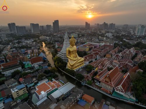 ภาพ No.119277:พิธีจุดประทีปถวายเป็นพุทธบูชา และบูชาธรรมมหาปูชนียาจารย์ พระมงคลเทพมุนี(สด จนฺทสโร) ในโครงการธรรมยาตราฯ วันที่ 26 มกราคม พ.ศ. 2567 ณ อาคารธรรมยาตรา กตัญญูบูชามหาปูชนียาจารย์ ตรงข้ามวัดปากน้ำภาษีเจริญ จ.กรุงเทพมหานคร