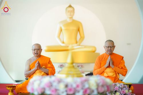 ภาพ No.328706:วันอาทิตย์ที่ 10 พฤษภาคม พ.ศ. 2569 พิธีสักการะพระบรมสารีริกธาตุ ณ วัดพระธรรมกายเบลเยียม