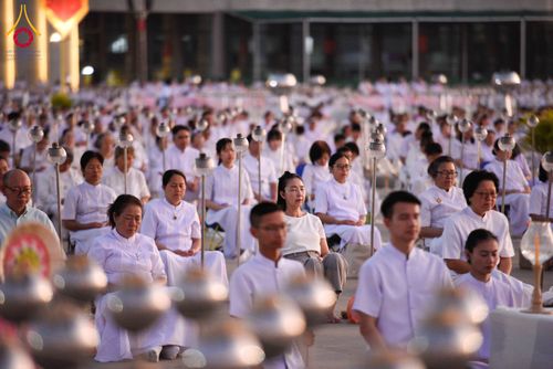 ภาพ No.312177:วันอังคารที่ 3 มีนาคม พ.ศ.2569 พิธีเวียนประทักษิณและจุดมาฆประทีป ณ ลานธรรมพระมหาธรรมกายเจดีย์ วัดพระธรรมกาย