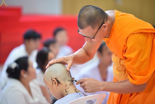 ภาพ No.316869:วันเสาร์ที่ 28 มีนาคม พ.ศ.2569 พิธีปลงผมนาคธรรมทายาท โครงการสามเณรยุวธรรมทายาท รุ่นที่ 34 โครงการสามเณรมัชฌิมธรรมทายาท รุ่นที่ 30 ณ มหารัตนวิหารคด 13 วัดพระธรรมกาย