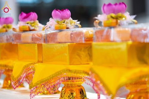 ภาพ No.121202:พิธีถวายภัตตาหารเป็นสังฆทาน แด่คณะพระธรรมยาตราฯ ในโครงการธรรมยาตรากตัญญูบูชา มหาปูชนียาจารย์ พระมงคลเทพมุนี(สด จนฺทสโร) พระผู้ปราบมาร อนุสรณ์สถาน 7 แห่ง ปีที่ 12 วันที่ 30 มกราคม พ.ศ. 2567 ณ สภาธรรมกายสากล วัดพระธรรมกาย