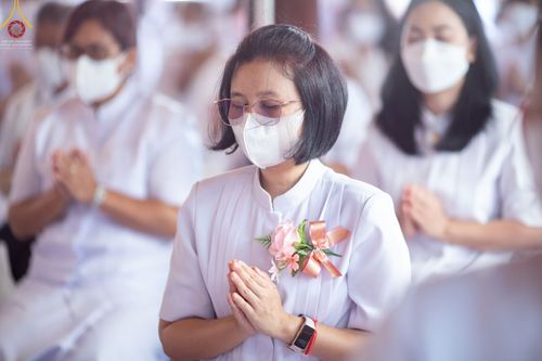 ภาพ No.71599:พระธรรมยาตรา ปฏิบัติศาสนกิจ ทำนุบำรุงศาสนสถาน, ปฏิบัติธรรม ร่วมกับชุมชน,นักเรียนเด็กดีวีสตาร์ และร่วมพิธีทอดผ้าป่าบำรุงศาสนสถาน ในโครงการธรรมยาตรากตัญญูบูชา มหาปูชนียาจารย์ พระมงคลเทพมุนี(สด จนฺทสโร) พระผู้ปราบมาร อนุสรณ์สถาน 7 แห่ง ปีที่ 11 ณ วัดสองพี่น