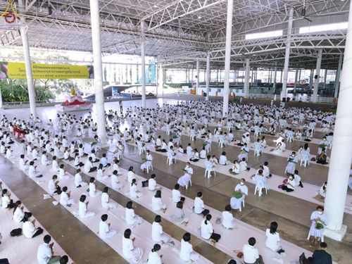 ภาพ No.63567:พิธีปลงผมนาคธรรมทายาท โครงการอุปสมบทบูชาธรรม มหาปูชนียาจารย์ประจำปี 2565 วันที่ 19 พฤศจิกายน พ.ศ. 2565 ณ สภาธรรมกายสากล วัดพระธรรมกาย