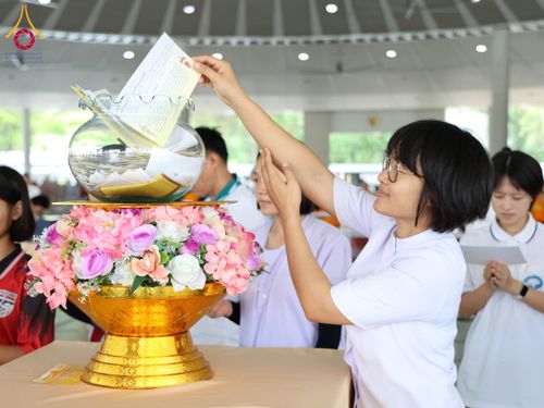 ภาพ No.322421:วันที่ 16 เมษายน พ.ศ.2569 พิธีบุพเปตพลี ครั้งที่ 181 ร่วมอุทิศบุญแด่หมู่ญาติที่ล่วงลับไปแล้ว และสืบทอดอายุพระพุทธศาสนา