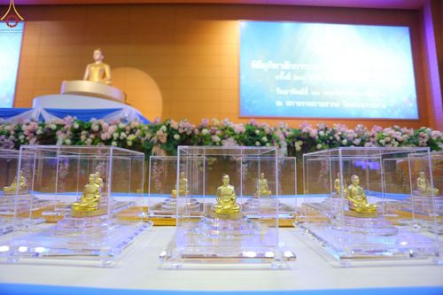 ภาพ No.64066:พิธีมุทิตาสักการะพระมหาเถระและพระเถระ ครั้งที่ 28 ประจำปี พ.ศ. 2565 วันอาทิตย์ที่ 20 พฤศจิกายน พ.ศ. 2565 ณ ห้องแก้วสารพัดนึก 1 สภาธรรมกายสากล วัดพระธรรมกาย