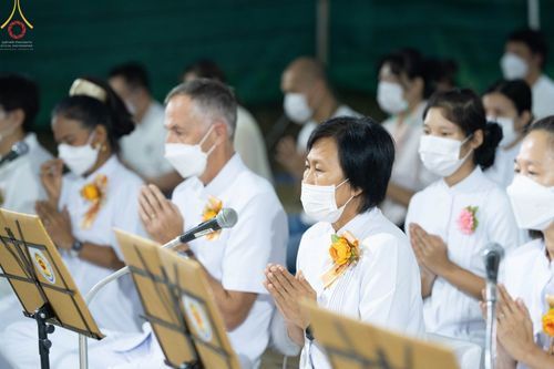 ภาพ No.70014:พิธีถวายภัตตาหารเป็นสังฆทาน แด่คณะพระธรรมยาตราฯ ในโครงการธรรมยาตราฯ ปีที่ 11 ณ อนุสรณ์สถานคลองบางนางแท่น อ.สามพราน จ.นครปฐม วันที่ 11 มกราคม พ.ศ. 2566