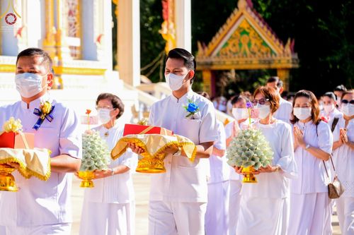 ภาพ No.71636:พระธรรมยาตรา ปฏิบัติศาสนกิจ ทำนุบำรุงศาสนสถาน, สวดธรรมจักร ,ปฏิบัติธรรม ร่วมกับชุมชน,นักเรียนเด็กดีวีสตาร์ และร่วมพิธีทอดผ้าป่าบำรุงศาสนสถาน ในโครงการธรรมยาตรากตัญญูบูชา มหาปูชนียาจารย์ พระมงคลเทพมุนี(สด จนฺทสโร) พระผู้ปราบมาร อนุสรณ์สถาน 7 แห่ง ปีที่ 11