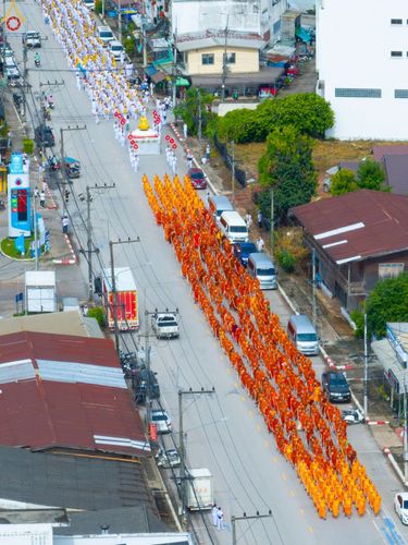 ภาพ No.239245:วันอาทิตย์ที่ 17 สิงหาคม พ.ศ. 2568 พิธีอัญเชิญรูปเหมือนพระมงคลเทพมุนี (สด จันทสโร) ณ ศาลากลางจังหวัดเลย ถึงลานพญานาค สวนสาธารณะกุดป่อง อ.เมือง จ.เลย