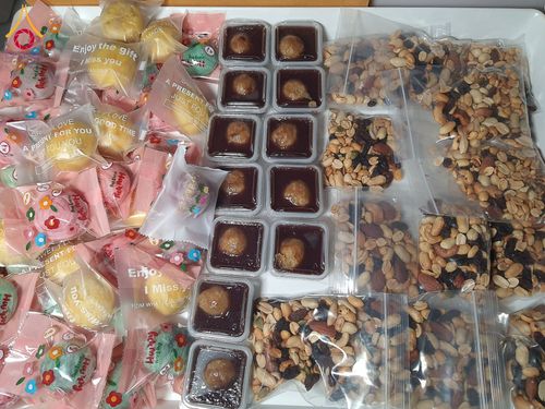 ภาพ No.199436:พิธีถวายภัตตาหารเป็นสังฆทาน แด่พระธรรมยาตรา ณ อนุสรณ์สถานบางปลา วัดบางปลา อำเภอบางเลน จังหวัดนครปฐม ในโครงการธรรมยาตรา กตัญญูบูชา มหาปูชนียาจารย์ พระมงคลเทพมุนี(สด จนฺทสโร) พระผู้ปราบมาร อนุสรณ์สถาน 7 แห่ง ปีที่ 13 วันที่ 22 มกราคม พ.ศ. 2568