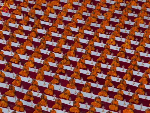 ภาพ No.109644:พิธีจุดประทีปถวายเป็นพุทธบูชา และบูชาธรรมมหาปูชนียาจารย์ วันที่ 10 มกราคม พ.ศ. 2567 ณ อนุสรณ์สถานคลองบางนางแท่น อ.สามพราน จ.นครปฐม