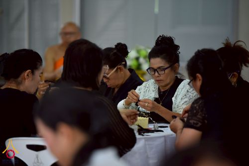 ภาพ No.267630:วันที่ 7 พฤศจิกายน พ.ศ. 2568 พสกนิกรอำเภอคลองหลวง รวมใจบำเพ็ญกุศลปัณรสมวาร (15 วัน) อุทิศถวายเป็นพระราชกุศลแด่ “สมเด็จพระพันปีหลวง” ณ วัดพระธรรมกาย