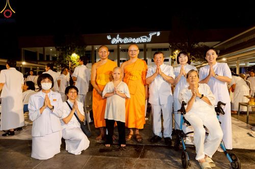 ภาพ No.213730:วันอาทิตย์ที่ 30 มีนาคม พ.ศ. 2568 พิธีตัดปอยผม โครงการหน่อแก้วเปรียญธรรม รุ่นที่ 13 ณ ค่ายจองแชมป์ หมู่กุฏิสามเณรเปรียญธรรม วัดพระธรรมกาย