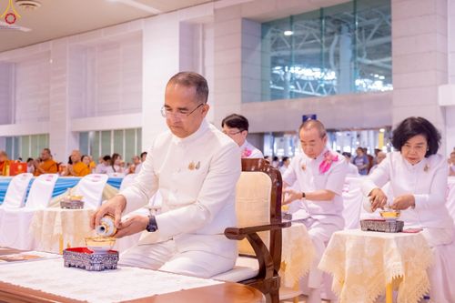 ภาพ No.236417:วันที่ 3 สิงหาคม พ.ศ. 2568 พิธีถวายมหาสังฆทานคณะสงฆ์ 2,000 กว่าวัดทั่วประเทศ ปีที่ 25 , พิธีถวายไทยธรรมคณะสงฆ์ 323 วัด 4 จังหวัดชายแดนภาคใต้ ณ วัดพระธรรมกาย