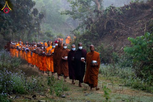 ภาพ No.131043:Photo Story ปฐมบรรพชาชาวพุทธมาร์มา Episode 4/5 วันที่ 13 กุมภาพันธ์พ.ศ. 2567 ณ วัดธัมจักร อรัญกุฏิ บังกลาเทศ