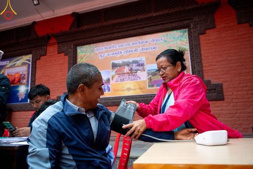 ภาพ No.209840:วันที่ 28 กุมภาพันธ์ พ.ศ.2568 พิธีเปิดโครงการบวชสามเณร พิธีถวายไทยธรรม พิธีขอขมามอบผ้าไตร  ณ เมืองปาตัน ประเทศเนปาล