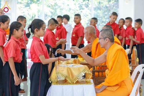 ภาพ No.192487:พิธีทอดผ้าป่าทำนุบำรุงศาสนสถาน ณ วัดศรีเมือง ต.ท่าทราย อ.เมืองสมุทรสาคร จ.สมุทรสาคร ในโครงการธรรมยาตรา กตัญญูบูชา มหาปูชนียาจารย์ พระมงคลเทพมุนี(สด จนฺทสโร) พระผู้ปราบมาร อนุสรณ์สถาน 7 แห่ง ปีที่ 13 วันที่ 9 มกราคม พ.ศ. 2568