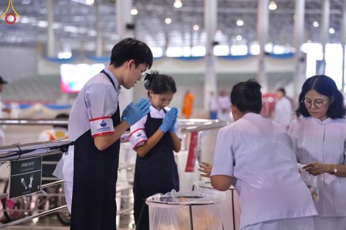 ภาพ No.125434:V.27 มาฆะ สาธุ  การรับบุญเตรียมงาน ปฎิบัติงาน เก็บงาน ของเจ้าหน้าที่หน่วยงานต่างๆ เพื่อวันมาฆบูชา วันเสาร์ที่ 24 กุมภาพันธ์  พ.ศ. 2567 ณ วัดพระธรรมกาย จ.ปทุมธานี