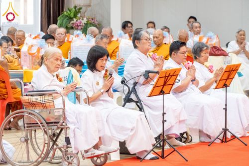 ภาพ No.238892:วันเสาร์ที่ 16 สิงหาคม พ.ศ. 2568 งานบุญประจำปี ครั้งที่ 20 พิธีทักษิณานุปทานแด่บรรพชน ตระกูลผ่องสวัสดิ์และหมู่ญาติที่ล่วงลับไปแล้ว ณ พระมหาเจดีย์ทัตตชีโว ศูนย์อบรมเยาวชนกาญจนบุรี