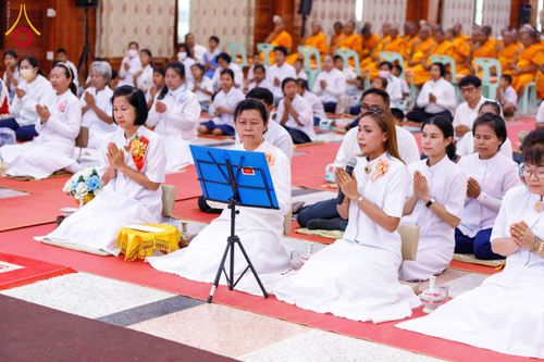 ภาพ No.200094:พิธีทอดผ้าป่าทำนุบำรุงศาสนสถาน ณ วัดบางไผ่นารถ ตำบลบางไทรป่า อำเภอบางเลน จังหวัดนครปฐม ในโครงการธรรมยาตรา กตัญญูบูชา มหาปูชนียาจารย์ พระมงคลเทพมุนี(สด จนฺทสโร) พระผู้ปราบมาร อนุสรณ์สถาน 7 แห่ง ปีที่ 13 วันที่ 22 มกราคม พ.ศ. 2568