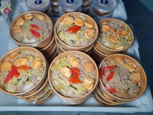 ภาพ No.201503:พิธีถวายภัตตาหารเป็นสังฆทาน แด่พระธรรมยาตรา ณ อนุสรณ์สถานบางปลา วัดบางปลา อำเภอบางเลน จังหวัดนครปฐม ในโครงการธรรมยาตรา กตัญญูบูชา มหาปูชนียาจารย์ พระมงคลเทพมุนี(สด จนฺทสโร) พระผู้ปราบมาร อนุสรณ์สถาน 7 แห่ง ปีที่ 13 วันที่ 25 มกราคม พ.ศ. 2568