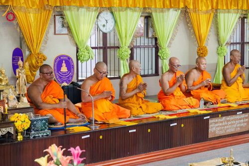 ภาพ No.196653:พิธีทอดผ้าป่าทำนุบำรุงศาสนสถาน ณ วัดไทยเจริญ ตำบลบางขุนกอง อำเภอบางกรวย จังหวัดนนทบุรี  ในโครงการธรรมยาตรา กตัญญูบูชา มหาปูชนียาจารย์ พระมงคลเทพมุนี(สด จนฺทสโร) พระผู้ปราบมาร อนุสรณ์สถาน 7 แห่ง ปีที่ 13 วันที่ 17 มกราคม พ.ศ. 2568