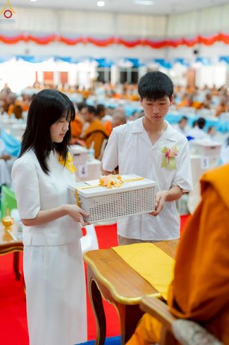 ภาพ No.233597:วันจันทร์ที่ 7 กรกฎาคม พ.ศ. 2568 จังหวัดบุรีรัมย์รวมใจ สัมมนาคณะสงฆ์ เพื่อฟื้นฟูพระพุทธศาสนา  โครงการทอดกฐินสามัคคีทั่วไทย 30,000 วัด ประจำปีพุทธศักราช 2568 และพิธีถวายมหาสังฆทาน 300 กว่าวัด โดยคณะศิษยานุศิษย์ บูชาธรรม 81 ปี หลวงพ่อธัมมชโย  ณ วัดกลาง พระ