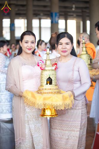 ภาพ No.209710:วันอาทิตย์ที่ 2 มีนาคม พ.ศ. 2568 พิธีภาคบ่าย สัมมนาพิเศษ, ปฏิบัติธรรม พิธีรับมอบพระบรมสารีริกธาตุ ณ สภาธรรมกายสากล วัดพระธรรมกาย