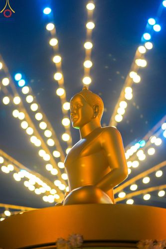 ภาพ No.187219:พิธีตักบาตรพระ ๕๐๐ รูป "สร้างบุญใหญ่ ส่งท้ายปีเก่า ต้อนรับปีใหม่ ๒๕๖๘" วันเสาร์ที่ ๒๘ ธันวาคม พ.ศ. ๒๕๖๗ ณ ถนนหน้าที่ว่าการอำเภอภูเรือ จังหวัดเลย