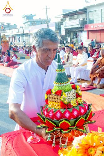 ภาพ No.212970:วันที่ 14 - 15 มีนาคม พ.ศ. 2568 คณะสงฆ์และสามเณรเดินธรรมยาตรา ในโครงการบวชสามเณรเนปาล 500 รูป ไปยังสถานที่รอบมายาเทวีและลุมพินีเกรด ณ ลุมพินี ประเทศเนปาล