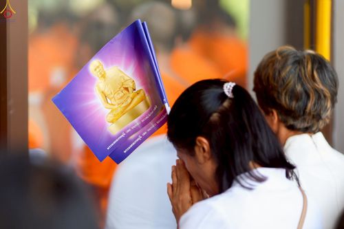 ภาพ No.249253:วันที่ 20 กันยายน พ.ศ. 2568 พิธีประดิษฐานรูปหล่อหลวงปู่วัดปากน้ำ ภาษีเจริญ ณ วิหารพระมงคลเทพมุนี (สด จนฺทสโร) ศูนย์ปฏิบัติธรรมภูเก็ต จ.ภูเก็ต