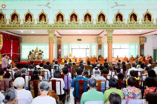 ภาพ No.250233:วันพุธที่ 8 ตุลาคม พ.ศ. 2568 พิธีทอดกฐินสามัคคีทั่วไทย 30,000 วัด โดยคณะศิษยานุศิษย์ บูชาธรรม 81 ปี หลวงพ่อธัมมชโย ณ วัดทัศนารุณสุนทริการาม กรุงเทพฯ