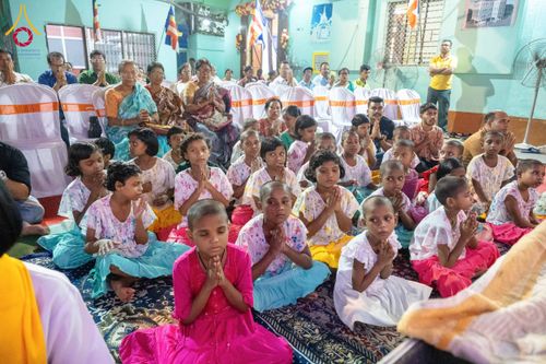 ภาพ No.179536:พิธีทอดกฐินสมทบ ณ วัดสิทธัตถะ (Siddhart United Social Welfare Mission) เมืองกัลกัตตา ประเทศอินเดีย  วันที่ 9 พฤศจิกายน พ.ศ. 2567