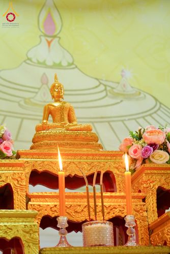 ภาพ No.202138:พิธีเจริญพระพุทธมนต์ ปฏิบัติธรรม มอบทุนการศึกษา ถวายสังฆทาน 108 วัด เพื่อถวายเป็นพุทธบูชา และขับเคลื่อนโครงการหมู่บ้านรักษาศีล 5 โดยคณะสงฆ์จังหวัดนครปฐม คณะศิษยานุศิษย์วัดพระธรรมกาย โครงการธรรมยาตรา ปีที่ 13 ณ วัดบางปลา อำเภอบางเลน จังหวัดนครปฐม