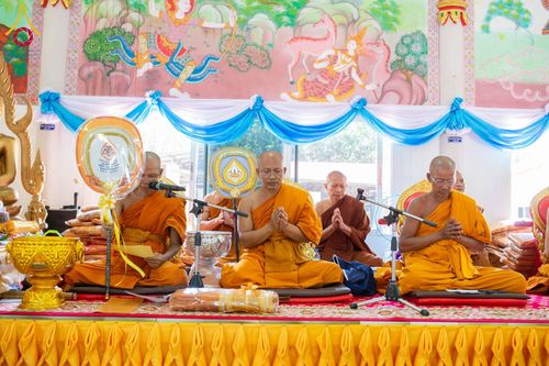 ภาพ No.177314:พิธีทอดกฐิน ณ วัดประชานิมิตร ต.คลองตะเกรา อ.ท่าตะเกียบ จ.ฉะเชิงเทรา ในโครงการทอดกฐินสามัคคีทั่วไทย 30,000 วัด บูชาธรรม 80 ปี หลวงพ่อธัมมชโย โดยคณะศิษยานุศิษย์วัดพระธรรมกาย วันที่ 2 พฤศจิกายน พ.ศ. 2567