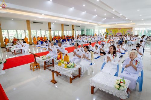 ภาพ No.256975:วันพฤหัสบดีที่ ๑๖ ตุลาคม พ.ศ. ๒๕๖๘ พิธีทอดกฐินสามัคคีเพื่อรองรับประดิษฐานองค์เจดีย์ ณ ศูนย์ปฏิบัติธรรมเถินเทิดธรรม อ.เถิน จ.ลำปาง