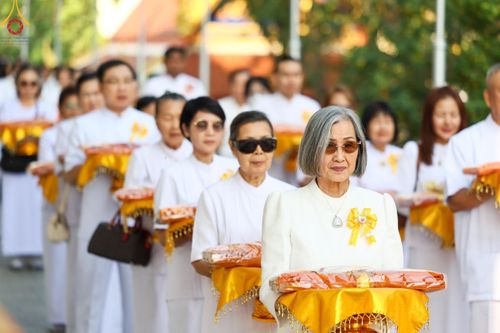 ภาพ No.191945:พิธีทอดผ้าป่าทำนุบำรุงศาสนสถาน ณ วัดสรรเพชญ ต.ยายชา อ.สามพราน จ.นครปฐม ในโครงการธรรมยาตรา กตัญญูบูชา มหาปูชนียาจารย์ พระมงคลเทพมุนี(สด จนฺทสโร) พระผู้ปราบมาร อนุสรณ์สถาน 7 แห่ง ปีที่ 13 วันที่ 9 มกราคม พ.ศ. 2568