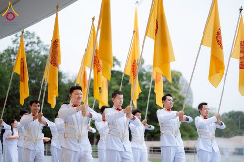 ภาพ No.244515:วันเสาร์ที่ 6 กันยายน พ.ศ. 2568 พิธีเวียนประทักษิณ และวันทาสีมาของนาคธรรมทายาท โครงการอุปสมบทหมู่บูชาธรรมครบรอบ 108 ปี วันครูผู้ค้นพบวิชชาธรรมกาย ณ โบสถ์พระไตรปิฎก วัดพระธรรมกาย