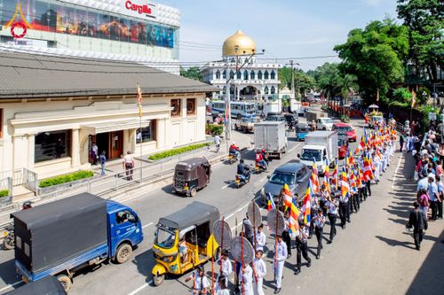 ภาพ No.226473:วันที่ 7-10 พฤษภาคม พ.ศ. 2568 โครงการเดินธรรมยาตรา สยาม-ลังกา ธรรมยาตรา ฉลองเทศกาลวิสาขบูชาแห่งชาติ ศรีลังกา บูชาธรรม 81 ปี หลวงพ่อธัมมชโย เมืองนูวราอิลิยา ประเทศศรีลังกา