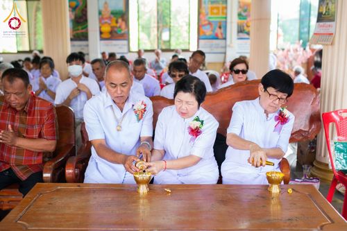 ภาพ No.177278:พิธีทอดกฐิน ณ วัดท่าลี่ ต.เมืองพลับพลา อ.ห้วยแถลง จ.นครราชสีมา ในโครงการทอดกฐินสามัคคีทั่วไทย 30,000 วัด บูชาธรรม 80 ปี หลวงพ่อธัมมชโย โดยคณะศิษยานุศิษย์วัดพระธรรมกาย วันที่ 31 ตุลาคม พ.ศ. 2567