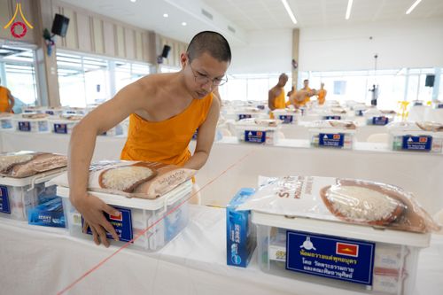 ภาพ No.212411:วันเสาร์ที่ 22 มีนาคม พ.ศ. 2568 พิธีถวายสังฆทานแด่คณะสงฆ์ 323 วัด ปีที่ 21 ครั้งที่ 175 พิธีมอบกองทุนหนุนแรงใจช่วยครูใต้ ปีที่ 18 ครั้งที่ 139 และพิธีทำบุญอุทิศส่วนกุศลให้ผู้วายชนม์ ณ ศูนย์ปฏิบัติธรรมภาคใต้ อำเภอบางกล่ำ จังหวัดสงขลา