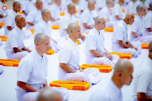 ภาพ No.217172:วันเสาร์ที่ 12 เมษายน พ.ศ. 2568 พิธีบรรพชา พิธีขอศีลและขอนิสสัย พิธีมอบบาตร ในโครงการอุปสมบทหมู่ บูชาธรรมหลวงพ่อธัมมชโย, โครงการธรรมทายาท ระดับอุดมศึกษา รุ่นที่ 52 ,  โครงการบวชพระนานาชาติ AEC & WAB CEO รุ่นที่ 4 ณ วัดพระธรรมกาย