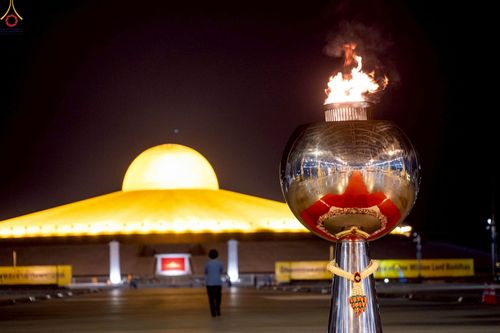 ภาพ No.228759:วันอังคารที่ 10 มิถุนายน พ.ศ. 2568 (วันพระขึ้น 15 ค่ำ เดือน 7) พิธีสวดธัมมจักกัปปวัตตนสูตร ครบ 7,439,000,000 จบ วัดพระธรรมกาย