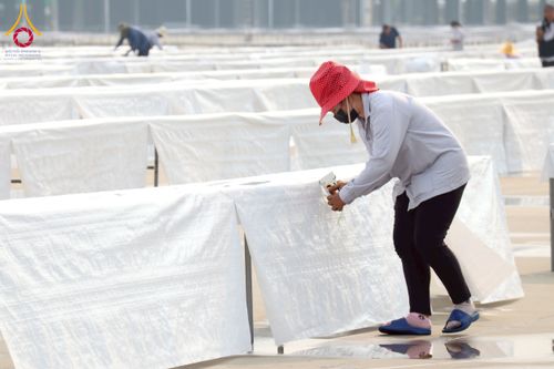 ภาพ No.217717:วันที่ 10-14 เมษายน พ.ศ. 2568 เจ้าหน้าที่อาสาสมัคร เตรียมงานวันคุ้มครองโลก ชุดที่ 2 วัดพระธรรมกาย จ.ปทุมธานี