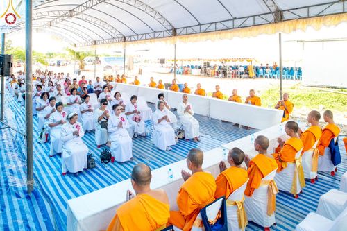 ภาพ No.144509:3 Bigboon 1.พิธีทอดผ้าป่าสถาปนาสังฆรัตนะปทุมเจดีย์ 2.พิธีประดิษฐานดอกบัวอนันต์นิรันดร์กาล 3.พิธีถวายมหาสังฆทานแด่คณะสงฆ์ทุกวัดในจังหวัดปัตตานี ณ ศูนย์อบรมเยาวชนจังหวัดปัตตานี วันอาทิตย์ที่ 14 กรกฎาคม พ.ศ. 2567