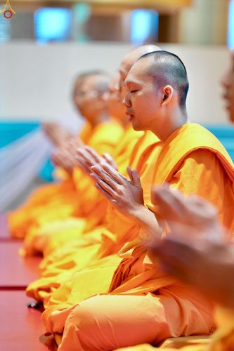 ภาพ No.236041:วันที่ 3 สิงหาคม พ.ศ. 2568 พิธีบูชาข้าวพระ ณ สภาธรรมกายสากล วัดพระธรรมกาย