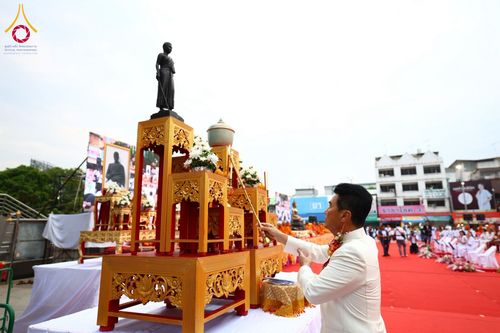 ภาพ No.210257:วันอาทิตย์ที่ 9 มีนาคม พ.ศ. 2568 พ่อเมืองโคราชจัดตักบาตรพระหมื่น ทำบุญเมือง 557 ปี